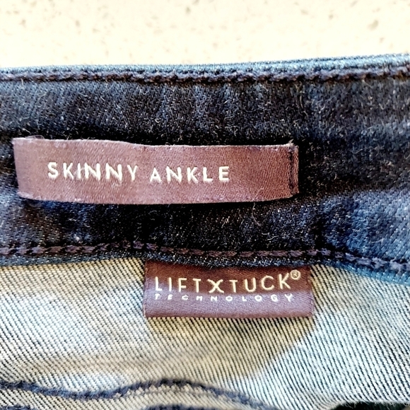NYDJ High Rise Skinny Jeans Ankle Stretch Dark Wash Size 6 Lift x Tuck Comfort - Picture 6 of 11